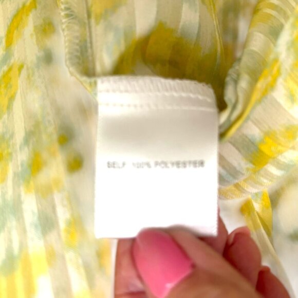 ROSE & OLIVE Long Sleeved Sheer Blouse Butter Yellow Pastel Green Floral Size S - Picture 8 of 8